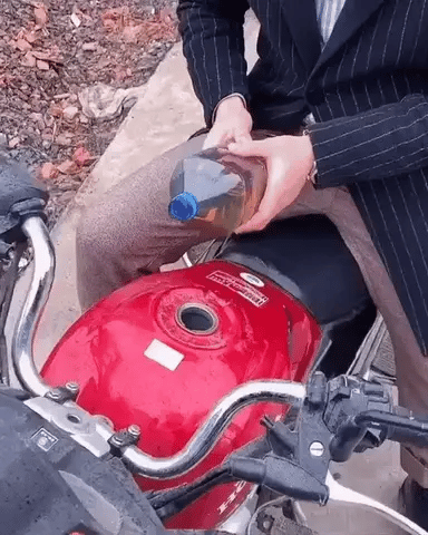 🔥Pompe à Siphon Manuelle Universelle – Essence, Huile, Eau – Robuste & Facile d’Utilisation🔥